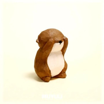 Charming Handcrafted Wooden Otter Figurine - Relax Desk Decor, Perfect for Office & Home, Ideal Gift for Parties